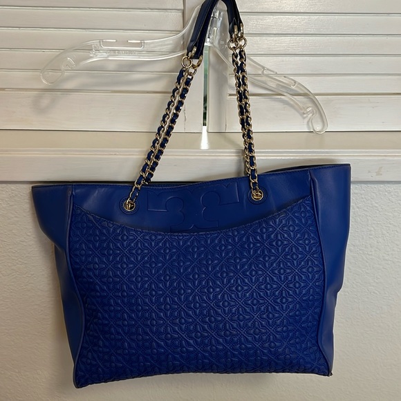 Tory Burch Handbags - Tory Burch Tote